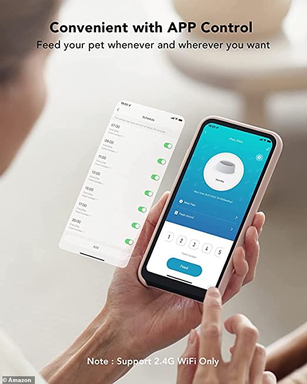 تتيح لك وحدة تغذية القطط هذه إطعام قطتك بسهولة من أي مكان وفي أي وقت ، ما عليك سوى استخدام تطبيق الهاتف المحمول