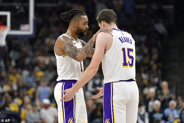 تحدث D'Angelo Russell و Austin Reaves عن تكتيكات الحديث خلال مباراة المباراة الأولى في تينيسي