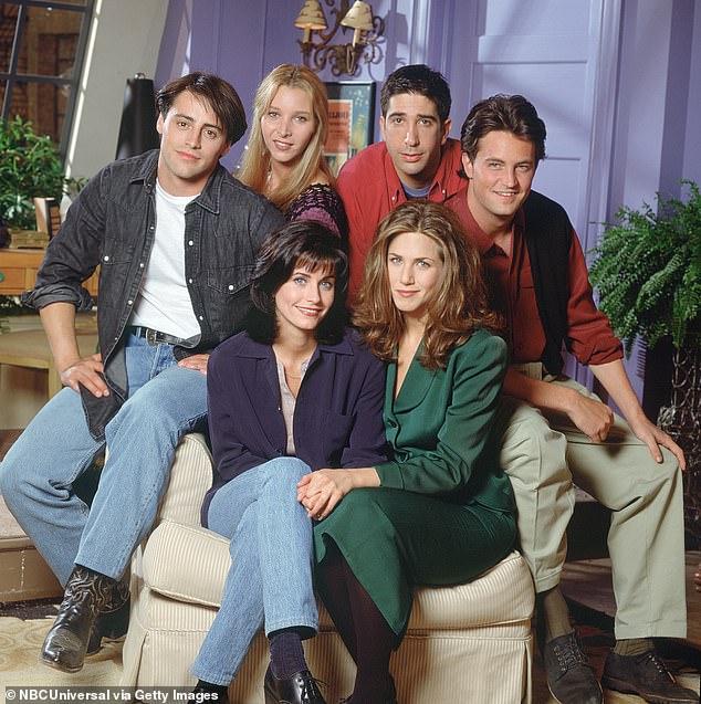 الممثل ، الذي لعب دور تشاندلر بينغ على قناة NBC smash hit Friends ، نشر مؤخرًا مذكراته الأكثر مبيعًا Friends ، Lovers and the Big Terrible Thing حيث انفتح على تاريخه الواسع مع إدمان المخدرات