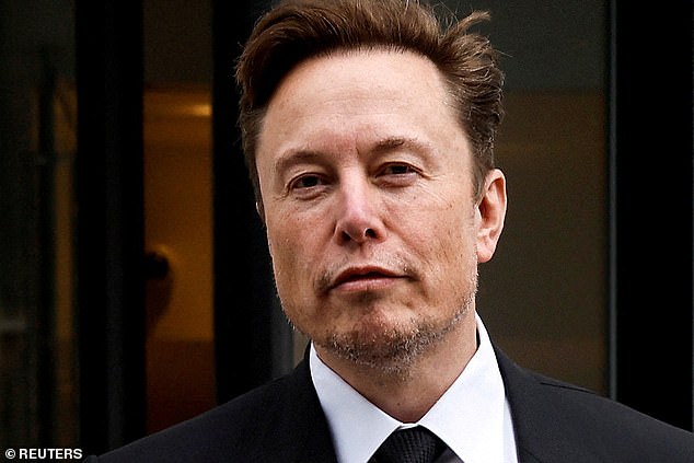 يبدو أن Musk سيغتنم أي فرصة للتحدث عن الرئيس التنفيذي لشركة Meta وفعل ذلك من خلال مشاركة لقطة شاشة لـ WhatsApp 