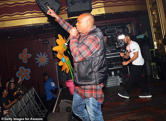 تشابيل يتحدث في De La Soul's The DA.ISY Experience في Webster Hall مارس 2023 في مدينة نيويورك