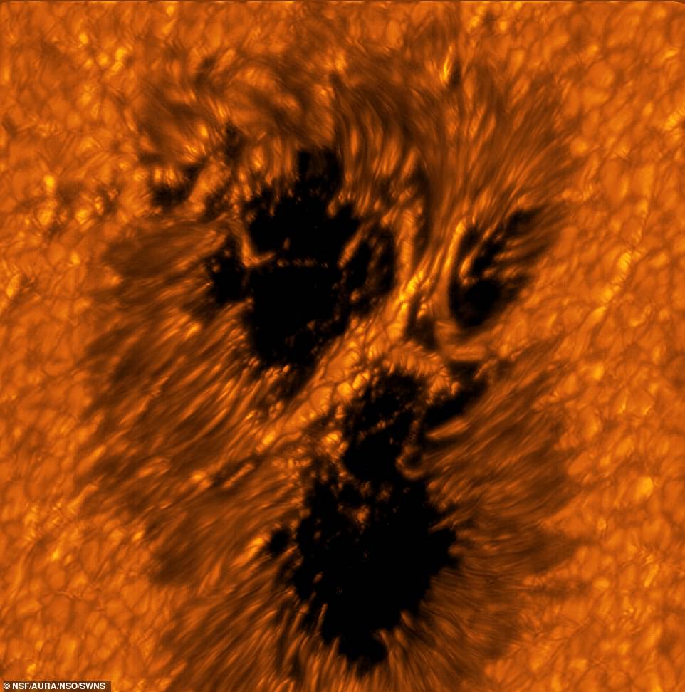 الصور الجديدة مأخوذة من تلسكوب Daniel K. Inouye Solar Telescope وتصور بقعًا شمسية أكبر من الأرض - بما في ذلك صورة على شكل وجه غامض