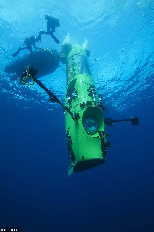 كانت الغواصة Deepsea Challenger عبارة عن مشروع علمي مشترك بين جيمس كاميرون والجمعية الجغرافية الوطنية ورولكس لإجراء أبحاث في أعماق المحيطات