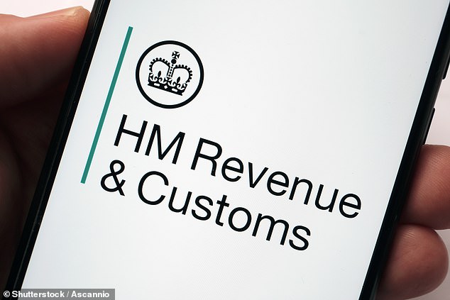 غير معروف في هذا العنوان: تلقت السيدة MA رسالة من HM Revenue & Customs ، والتي تم إرسالها إلى منزلها ولكنها موجهة إلى السيد Grzegorz Plata حول ضريبة القيمة المضافة