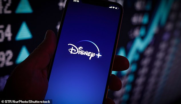 قد تقوم Prime Video والعديد من منافسيها مثل Netflix و Disney + بإعداد الإعلانات - ومع ذلك ، عادةً ما تكون Amazon أغلى من مواقع البث الأخرى هذه