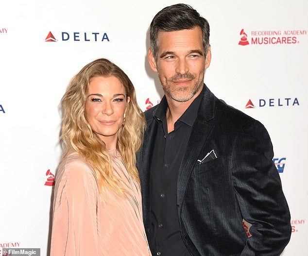 عيون مماثلة: LeAnn Rimes و Eddie Cibrian يحضران MusiCares شخصية العام في لوس أنجلوس ، كاليفورنيا