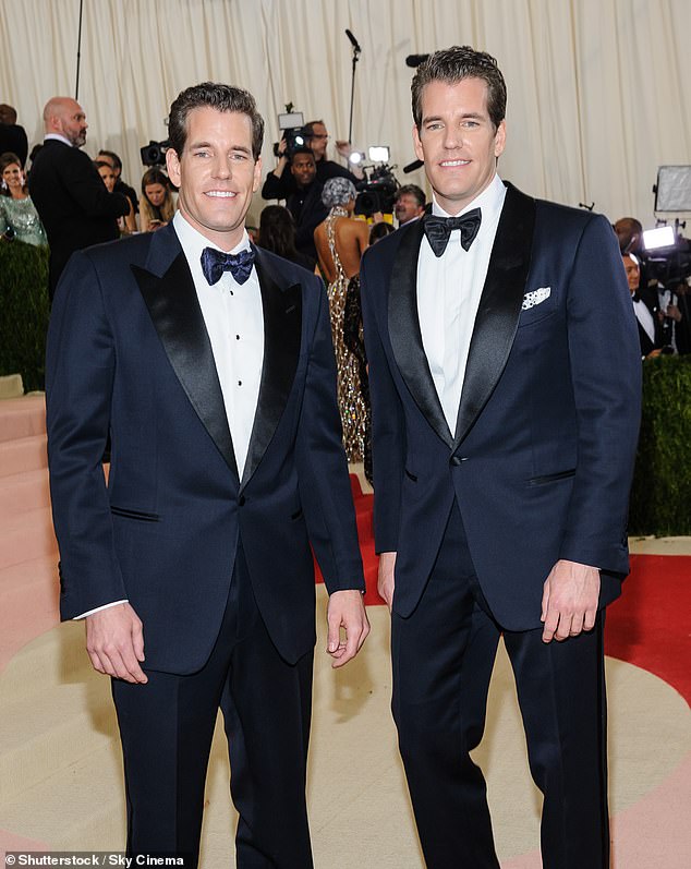 يبدو أن العملاء ما زالوا غير راضين عن تفسير الإخوة Winklevoss ويتساءلون عن سبب عدم إيقاف برنامج Earn