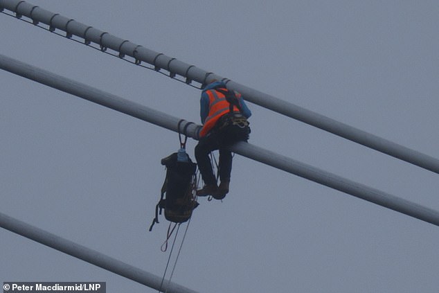 يُعتقد أن تكلفة حيلة Dartford Crossing تبلغ حوالي 5 ملايين جنيه إسترليني