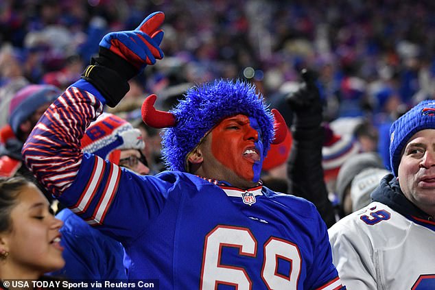 اكتسب مشجعو بافالو، المعروفون باسم Bills Mafia، شهرة كبيرة في السنوات الأخيرة