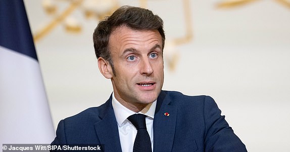 الائتمان الإلزامي: تصوير جاك ويت / SIPA / Shutterstock (13721857l) Emmanuel Macron الرئيس الفرنسي إيمانويل ماكرون يحضر حفل توزيع جوائز مشاهير الرياضة، باريس، فرنسا - 17 يناير 2023