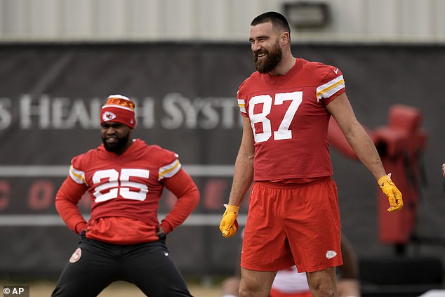 يقوم Kelce and the Chiefs الآن بتعزيز الاستعدادات للعب مع فريق 49ers في فيغاس في 11 فبراير