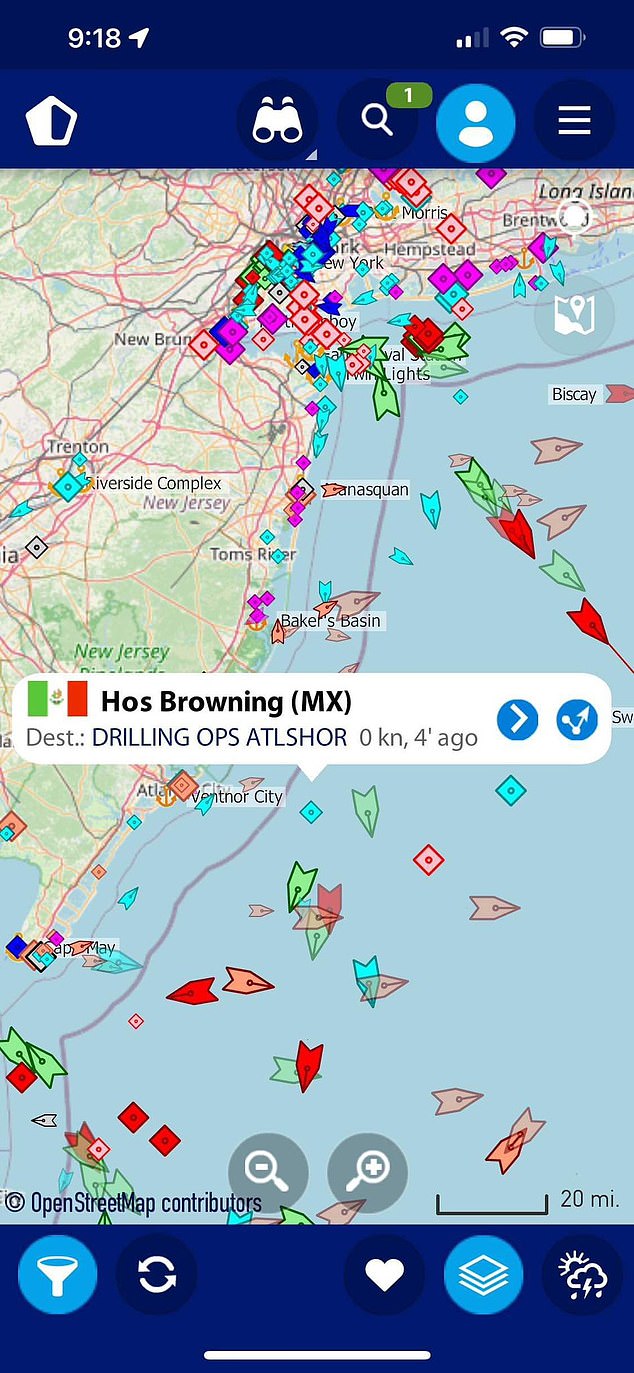 تم التعرف على سفينة HOS Browning المملوكة للمكسيك قبالة ساحل نيوجيرسي قبل أربعة أيام من العثور على الدلفين على الشاطئ.