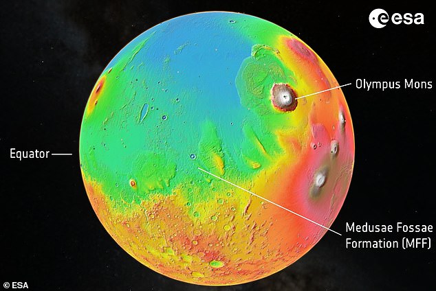 يوجد الجليد المائي تحت السطح في تكوين Medusae Fossae، وهو تكوين جيولوجي كبير من أصل بركاني بالقرب من خط استواء المريخ