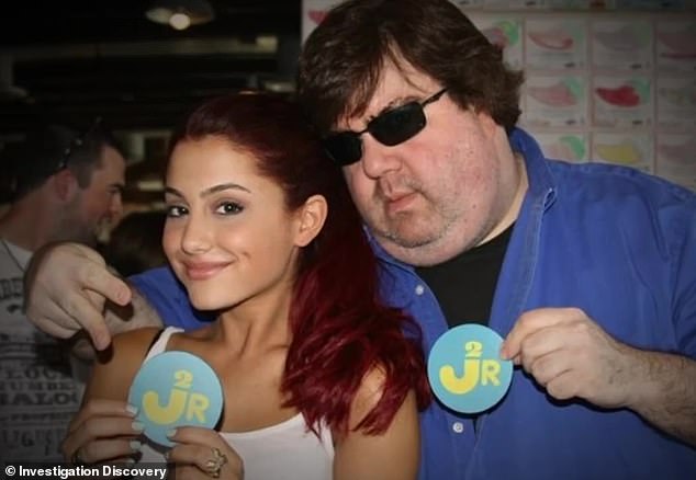 بدأ Showrunner Dan Schneider، الذي تم وصفه سابقًا بأنه