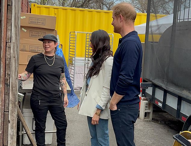 جاءت الزيارة إلى La Barbecue بعد يوم واحد من رؤيتهم وهم يستمتعون بالعشاء في Soho House Austin