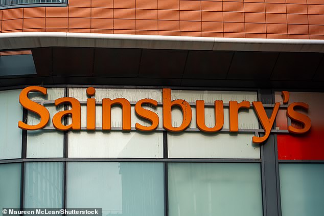 تقول Sainsbury's أن جميع متاجرها 