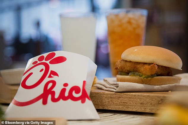 سيظل دجاج Chick-fil-A خاليًا من أي مواد حافظة صناعية أو منشطات أو هرمونات مضافة