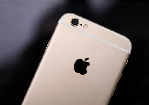 لن يتمكن المستخدمون من الحصول على الأجزاء اللازمة لإصلاح هاتف iPhone 6 Plus الخاص بهم في حالة تعطله