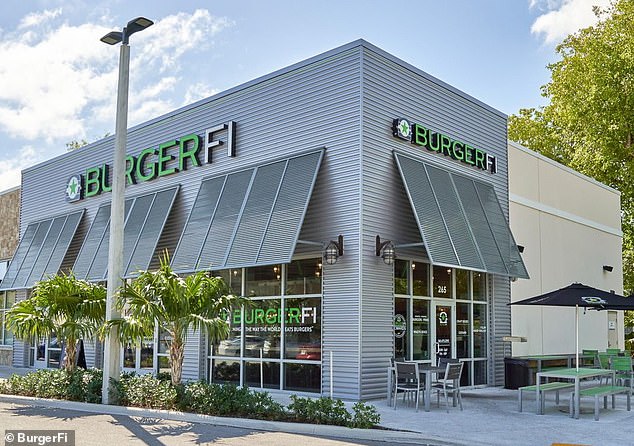 أغلقت شركة BurgerFi ثمانية مطاعم حتى الآن في عام 2024 وتواجه مشاكل مالية