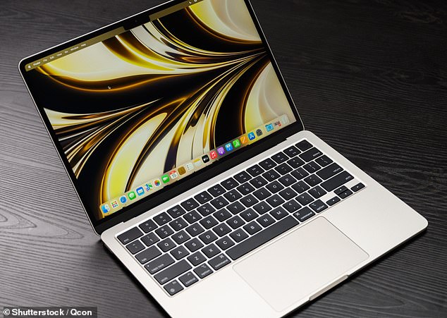 فعل الاختفاء: تبين أن جهاز Apple MacBook Air من أمازون ليس مجرد قرطاسية