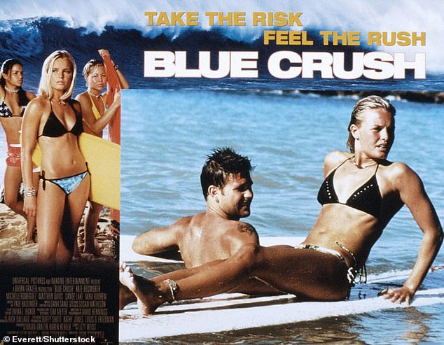 ظهر بيري في الفيلم الناجح Blue Crush عام 2002