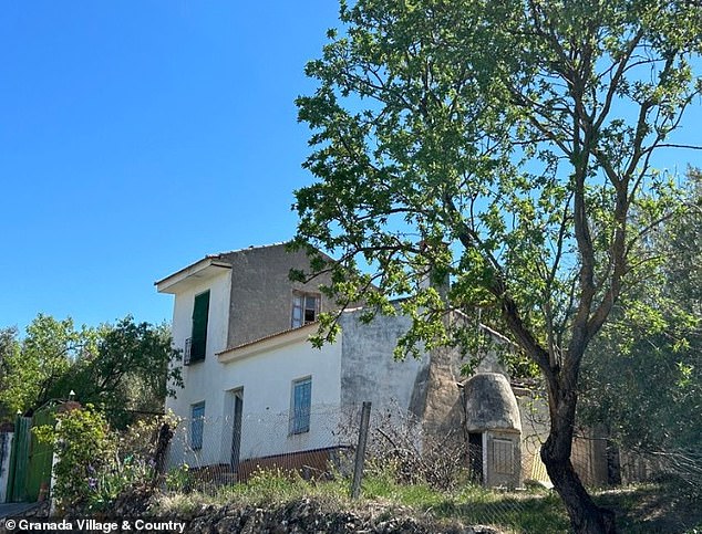 الإمكانات: تقع في Cortijo Buenavista ، Moclín ، هذه العقار معروضة للبيع عبر Granda Village & Country مقابل 70،000 يوان