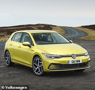 ومع ذلك ، فإن بنزين الجولف VW 2021 - مع متوسط ​​عدد الكيلومترات - قد انخفضت أبطأ بكثير من المعرف 3 ويبلغ قيمته اليوم 19100 جنيه إسترليني