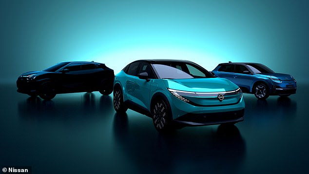 تم الكشف عن ثلاثة من السيارات الكهربائية الجديدة من قبل صانع السيارات تحت الضغط ، بدءًا من Micra EV (يمينًا) ، وورقة من الجيل الثالث (الوسط) وخواصة تعمل بالبطارية (يسار)