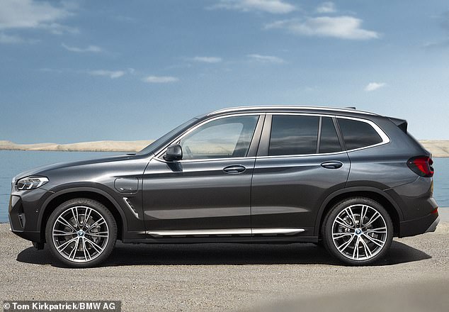 يقول Cap Hpi إن BMW X3 (2017-2025) شهدت قفزة بنسبة 8 ٪ في الأسعار لأمثلة عمرها 3 سنوات في الأشهر الـ 12 الماضية.