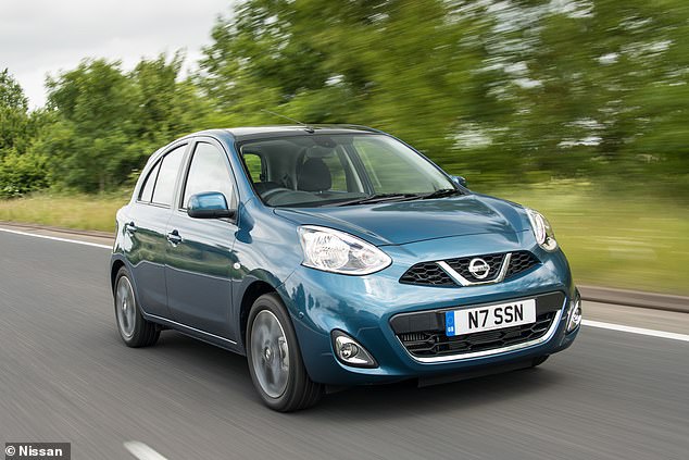 في ضربة لـ Sunderland في عام 2010 ، حولت نيسان إنتاج الجيل الرابع Micra (في الصورة) إلى الهند