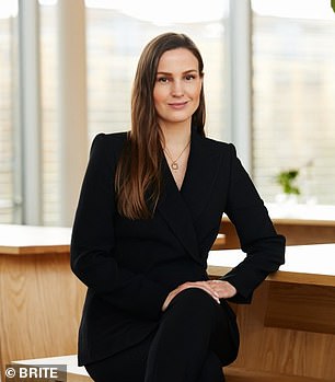 تقول Lena Hackelöer إن الأجر من قبل منصات البنوك لديها حافز للعمل فقط مع الشركات الجديرة بالثقة