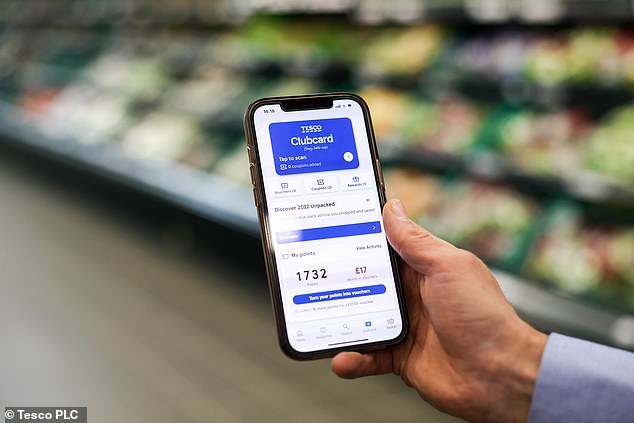 يمكن أن يحصل سائقو EV أيضًا على 2500 نقطة بطاقة Tesco Clubcard من خلال الاشتراك في Pod's Home Charging Pod Drive كعميل جديد ، كما أكدت الشركتان يوم الثلاثاء