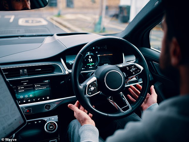 انضمت شركة AI Company Wayve و Uber إلى إحضار ركوب مستقل إلى لندن ، مع إعلان أوبر أنك ستتمكن من حجز سيارة ذاتية القيادة على منصتها من ربيع 2026