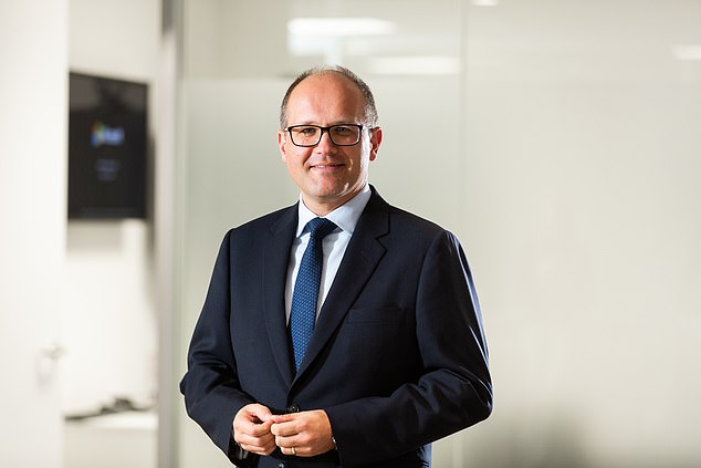يقول Russ Mold ، مدير الاستثمار في AJ Bell ، إن شركة Oxford Instruments