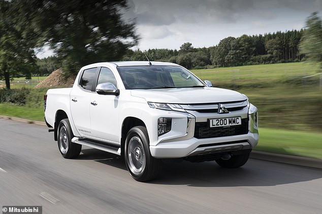 كان Mitsubishi L200 على طول أفضل شاحنات البيك آب التي تباع في المملكة المتحدة حتى انسحبت العلامة التجارية من السوق كجزء من تدبير لتوفير التكاليف في عام 2020 بعد تأثير الوباء
