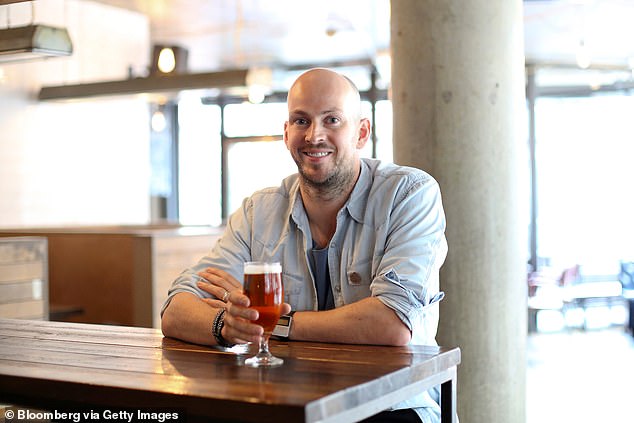 تراجع المؤسس المشارك لـ BrewDog جيمس وات كرئيس تنفيذي في عام 2024 ، بعد أشهر من إسقاط شكوى بشأن فيلم وثائقي من بي بي سي الذي يحدد مزاعم ضده ضده