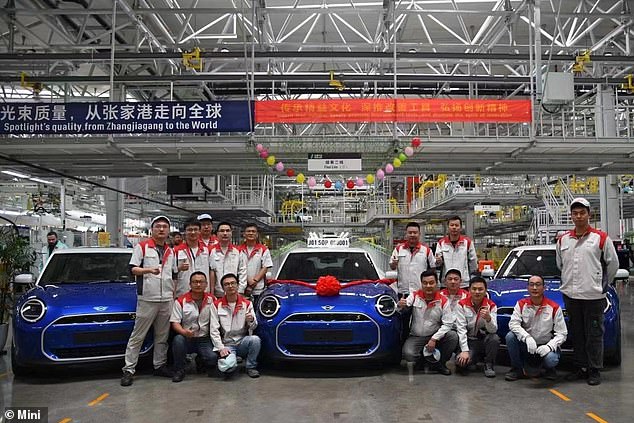 قامت Mini مؤخرًا بتحويل إنتاج Cooper Electric Cooper الجديد إلى الصين كجزء من اتفاق مع Great Wall Motor الذي خفض في نهاية المطاف مخرجاتها في المملكة المتحدة