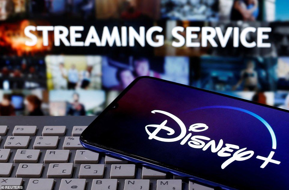 يتوقع ITVX ، الذي استقبله المساهمون بازدراء صريح ، لكنه اندلع قبل عامين من التوقع ، من الدخل 760 مليون جنيه إسترليني في العام المقبل واختتمت صفقة شراكة مع ديزني. لم يعد مستقبل ITV يعتمد على الإعلانات التلفزيونية الخطية المتقلبة في كثير من الأحيان. على الرغم من كل هذا وارتفاع 13.3 في المائة أمس إلى 87.8 نقطة ، لا تزال الأسهم تعاني من ذلك. حان الوقت لفحص الواقع.