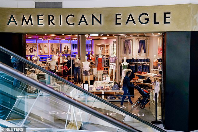 تواجه شركة American Eagle شركة American Eagle تحديات ، لكن الوجه الجديد للعلامة التجارية هو الممثلة سيدني سويني ، وهي الأخبار التي أرسلت سعر السهم الذي سبق ارتفاعًا