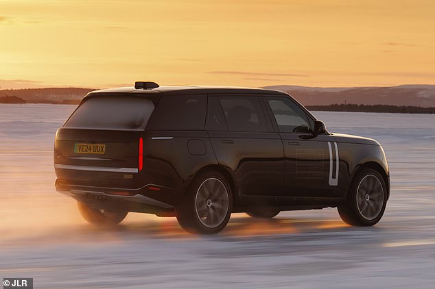 يعد Range Rover Electric جزءًا من وعد JLR بتوفير نسخة كهربائية من جميع سيارتها بحلول عام 2030
