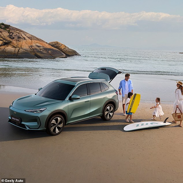 ستطلق Geely Ex5 Family Suv EV في المملكة المتحدة في وقت لاحق من هذا العام. إنه ينضم إلى أمثال Omoda/Jaecoo و BYD لبيع السيارات الصينية الرخيصة في المملكة المتحدة والتي تمنح المشترين الكثير من التكنولوجيا والرفاهية بتكلفة منخفضة
