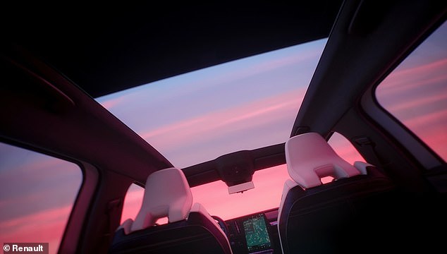 يحتوي Renault Scenic الجديد حتى على سقف بانورامي