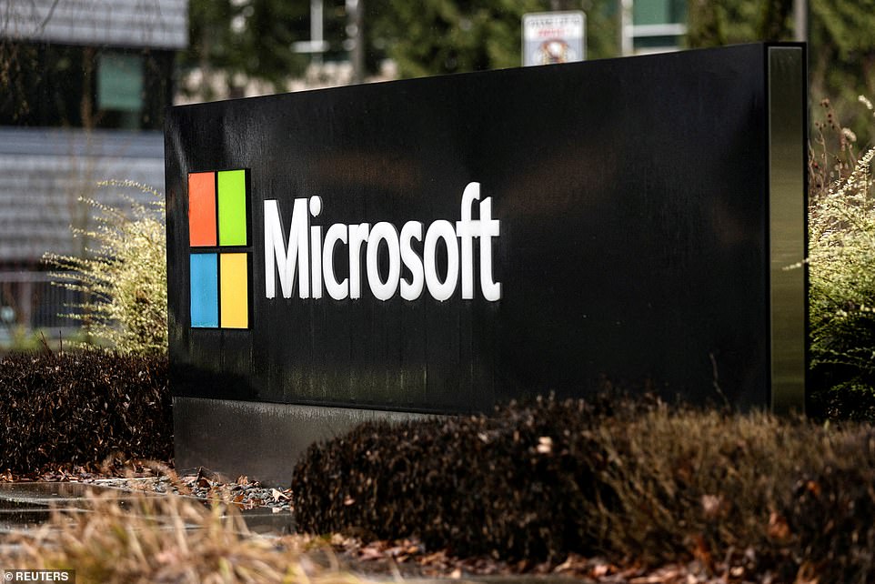 انضمت Microsoft إلى Nvidia في نادي 4TRILLY $. بريطانيا تساعد بوضوح. وجد تقرير نهائي صادر عن سلطة المنافسة والأسواق (CMA) أن خدمات Microsoft Azure و Amazon Web لديها قبضة حديدية في قطاع الحوسبة السحابية بقيمة 10.5 مليار جنيه إسترليني - لكل منها حصص من 30 إلى 40 في المائة. تريد CMA أسعارًا أكثر تنافسية ، وسهولة التبديل للمستخدمين والابتكار. فرصة ضئيلة لذلك من حكومة تبنت عمالقة التكنولوجيا على الرغم من تجنب حصتها العادلة من ضرائب المملكة المتحدة.