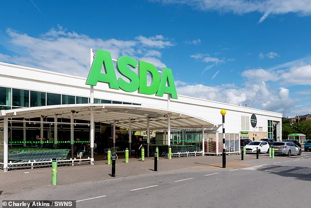 في قائمة أطول من 192 عنصرًا ، ظلت ASDA أرخص من Tesco - حتى مع بطاقة Clubcard