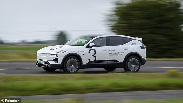 كان Polestar 3 المستخدم هو إصدار محرك واحد طويل المدى يكلف 69،910 جنيهًا إسترلينيًا. إنه منافس لنموذج Tesla Y و BMW IX