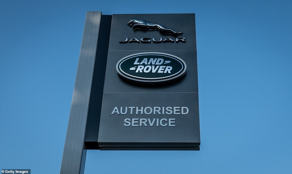 سيشهد تعيين السيد Balaji أن شركة Tata Motors من JLR تتبع نهجًا عمليًا مع صانع السيارات ، بعد أن سمحت للشركة المصنعة بالعمل على طول ذراعها منذ شراء الشركة في عام 2008. في دوره كمدير مالي ، كان جزءًا من اللجنة التنفيذية في Tata Motors وكان مسؤولاً عن الأداء المالي. وقد شغل أيضًا منصب مدير غير ناقص في مجلس إدارة JLR منذ ديسمبر 2017.