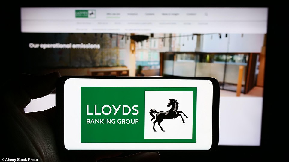 وقال نيك ويلز ، الرئيس التنفيذي لشركة PayPoint: