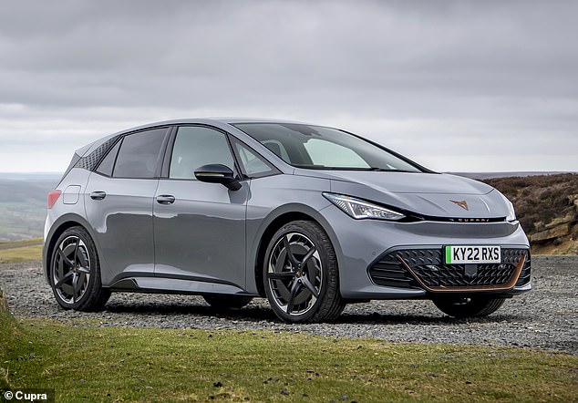 قامت Cupra Born - التي تشترك في منصة مع VW Id.3 - مؤهلة أيضًا لمنحة Band 2 Lower البالغة 1500 جنيه إسترليني. تخضع جميع 22 eVs المؤهلة للمخطط لخصم 1500 جنيه إسترليني