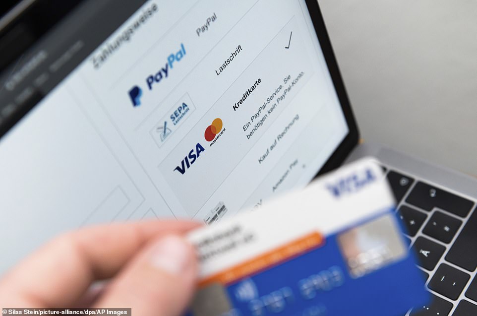 تتلقى هذه الشركات المالية الأحدث ومقدمي الدفع حصة غير متناسبة من المعاملات من البغال الأموال المعروفة حيث يستغل المحتالون أنظمة منع الجريمة الأضعف في هذه الشركات. يأتي التقرير بعد أيام قليلة من الكشف عن عدد البغال في المملكة المتحدة قفزت بنسبة 23 في المائة في عام واحد فقط.
