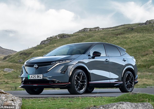 كمثال على كيفية عمل سقف السعر ، تم بالفعل تأكيد إصدارات القيادة الأمامية من Nissan Ariya للانتقال 2 - وبالتالي تخضع لخصم 1500 جنيه إسترليني - استنادًا إلى مستوى القطع